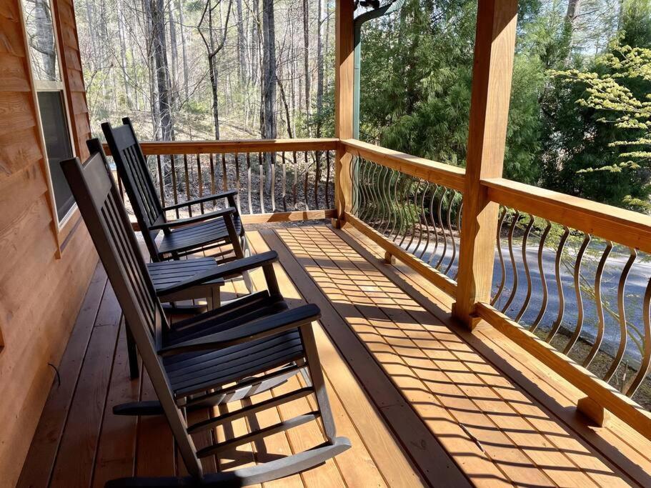 2 Bed Cabin Hot Tub Close To Helen #16 Bagian luar foto